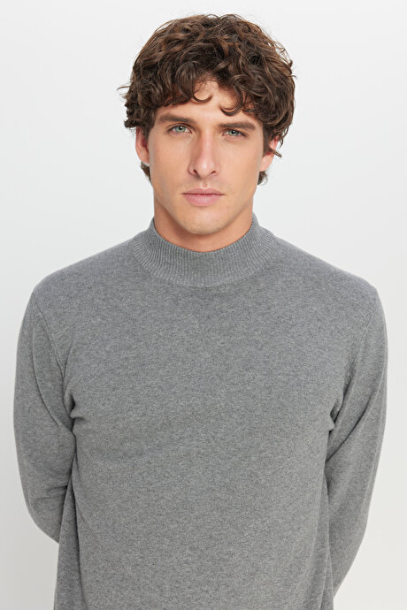 Pamuklu Standart Fit Normal Kesim Yarım Balıkçı Yaka Triko Gri Melanj Kazak resmi