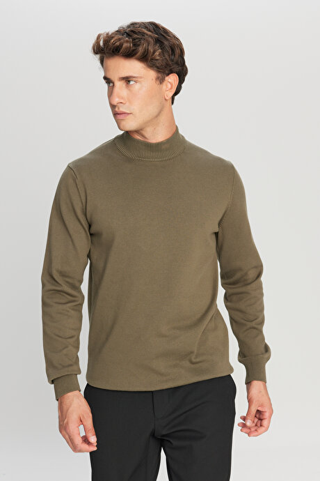 Pamuklu Standart Fit Normal Kesim Yarım Balıkçı Yaka Triko Haki Kazak resmi