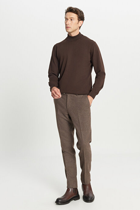 Pamuklu Standart Fit Normal Kesim Yarım Balıkçı Yaka Triko Kahverengi Kazak resmi