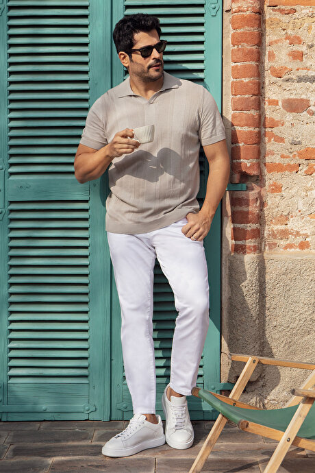 %100 Pamuk Standart Fit Polo Yaka Jakarlı Triko Açık Gri Tişört resmi