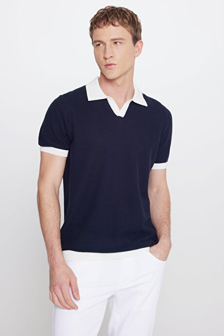 %100 Pamuk Standart Fit Normal Kesim Polo Yaka Desenli Triko Lacivert Tişört resmi