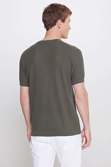 %100 Pamuk Standart Fit Bisiklet Yaka Jakarlı Triko Haki Tişört resmi