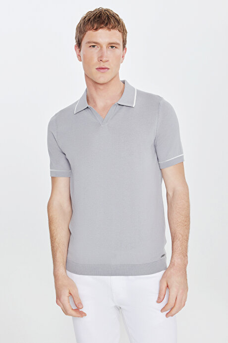 %100 Pamuk Standart Fit Normal Kesim Polo Yaka Jakarlı Triko Gri Tişört resmi