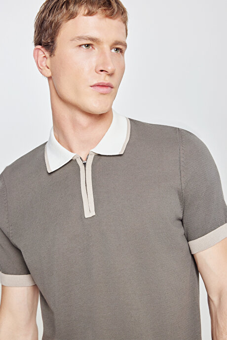 %100 Pamuk Standart Fit Normal Kesim Polo Yaka Triko Haki Tişört resmi