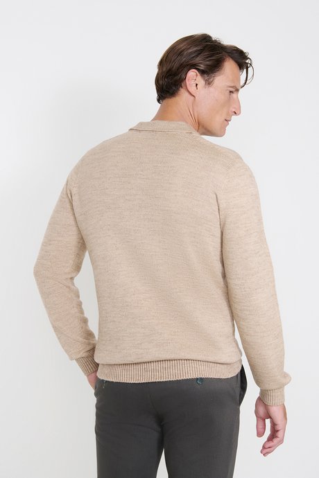 Standart Fit Normal Kesim Polo Yaka Jakarlı Triko Bej Melanj Triko resmi