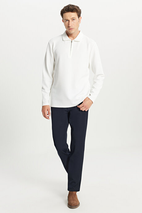 Standart Fit Normal Kesim Polo Yaka Jakarlı Esnek Uzun Kollu Ekru Uzun Kollu Tişört resmi