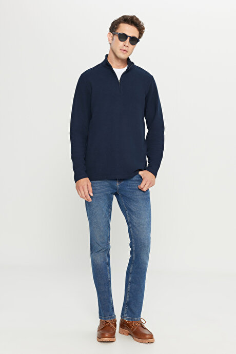 Pamuklu Slim Fit Dar Kesim Bato Yaka Uzun Kollu Lacivert Uzun Kollu Tişört resmi