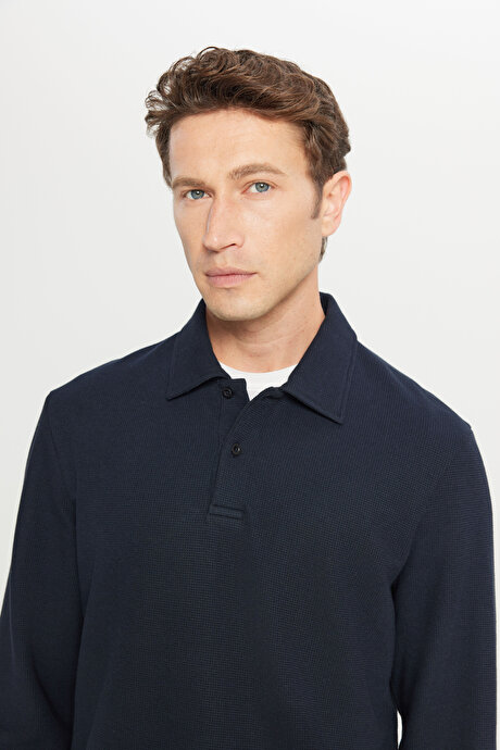 Pamuklu Slim Fit Dar Kesim Polo Yaka Jakarlı Esnek Lacivert Uzun Kollu Tişört resmi