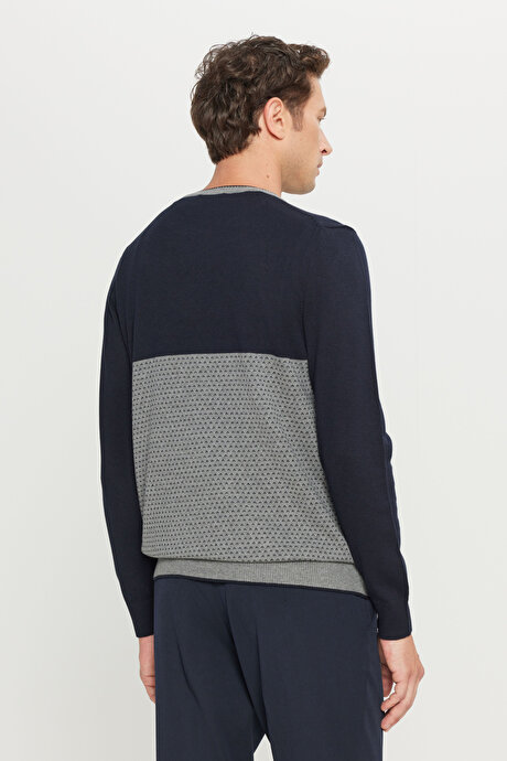 Pamuklu Standart Fit Normal Kesim Bisiklet Yaka Desenli Triko Lacivert Kazak resmi