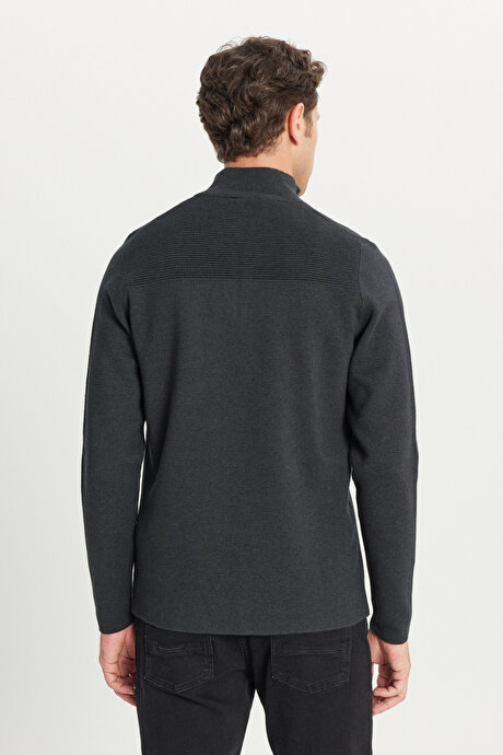 Pamuklu Slim Fit Dar Kesim Bato Yaka Dokulu Triko Antrasit-Melanj Kazak resmi