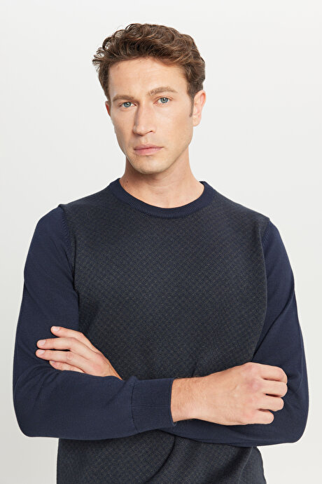 Pamuklu Standart Fit Normal Kesim Bisiklet Yaka Desenli Triko Lacivert Kazak resmi