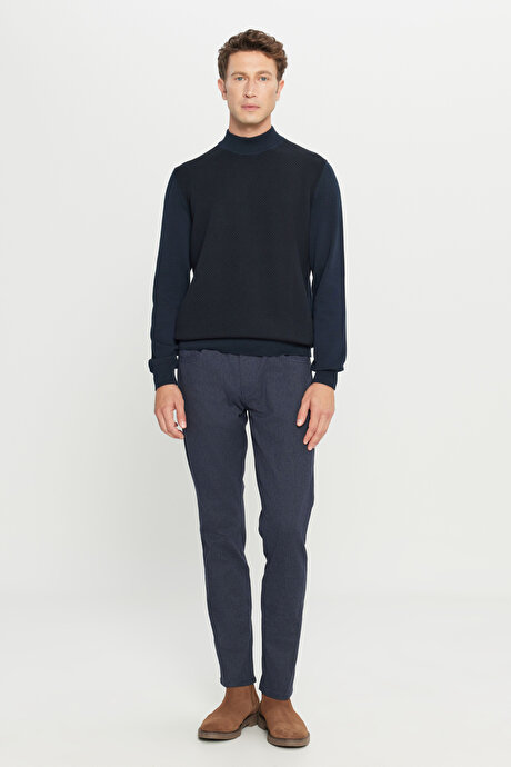 %100 Pamuk Standart Fit Normal Kesim Yarım Balıkçı Yaka Jakarlı Triko Lacivert-Siyah KazakACE049261248LSY