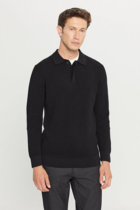 Pamuklu Standart Fit Normal Kesim Jakarlı Polo Yaka Triko Siyah Triko resmi