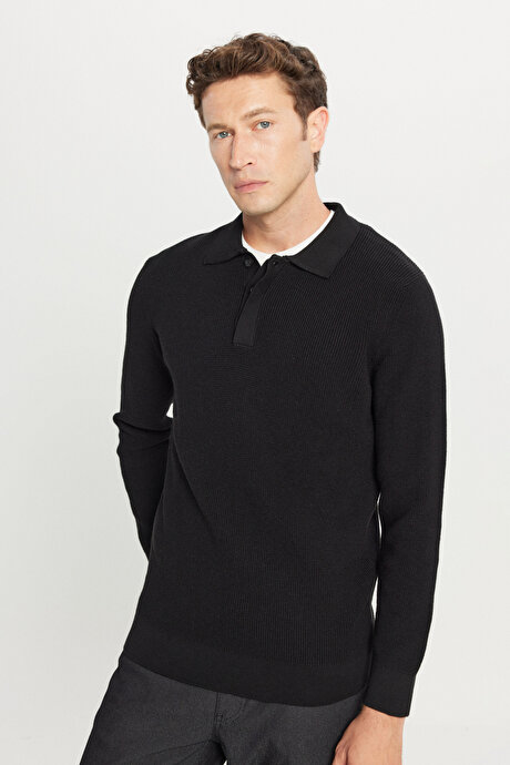 Pamuklu Standart Fit Normal Kesim Jakarlı Polo Yaka Triko Siyah Triko resmi