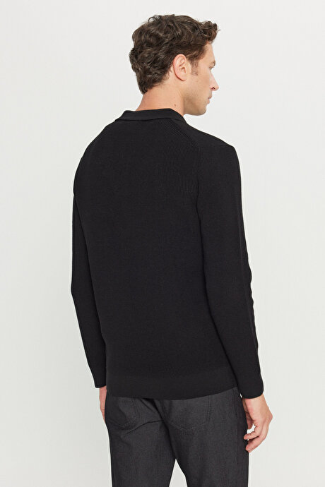 Pamuklu Standart Fit Normal Kesim Jakarlı Polo Yaka Triko Siyah Triko resmi