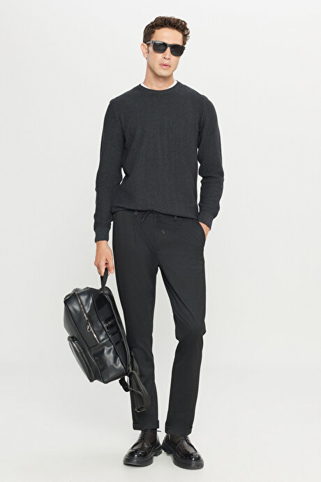 Pamuklu Standart Fit Normal Kesim Bisiklet Yaka Jakarlı Triko Antrasit-Melanj Kazak resmi