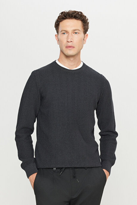 Pamuklu Standart Fit Normal Kesim Bisiklet Yaka Jakarlı Triko Antrasit-Melanj Kazak resmi