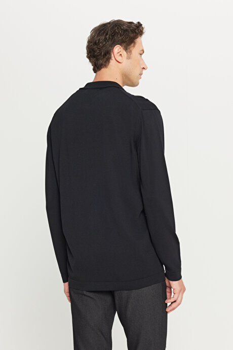 Standart Fit Normal Kesim Gömlek Yaka Triko Siyah Tişört resmi