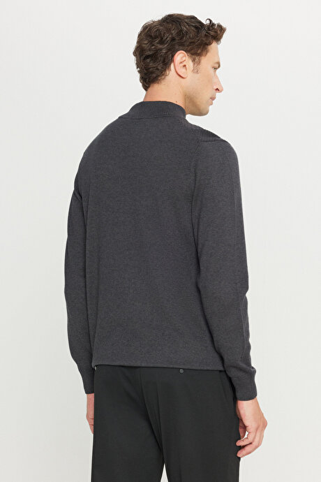 Pamuklu Standart Fiit Normal Kesim Yarım Balıkçı Yaka Jakarlı Triko Antrasit-Melanj Kazak resmi