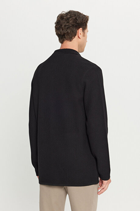 Pamuklu Standart Fit Normal Kesim Mono Yaka Torba Cepli Jakarlı Triko Siyah Triko Ceket resmi