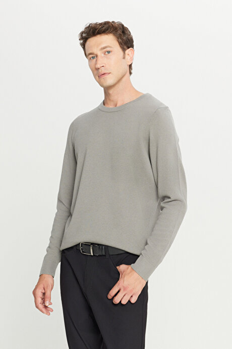 Pamuklu Standart Fit Normal Kesim Bisiklet Yaka Jakarlı Triko Su Yeşili Kazak resmi