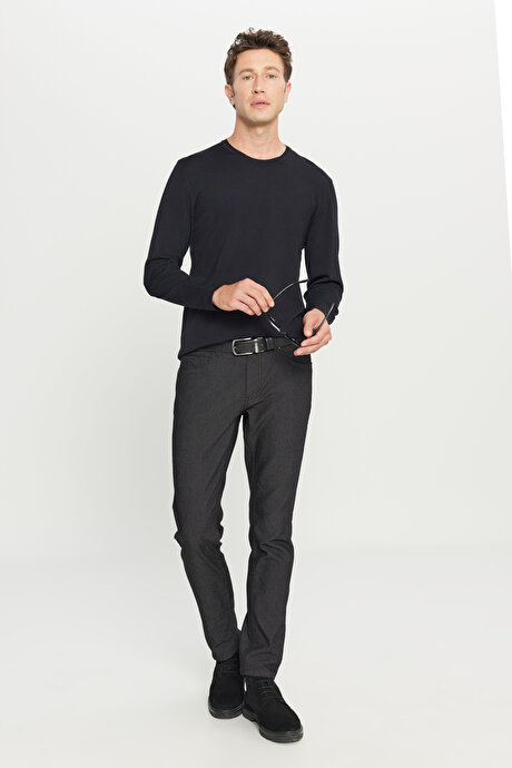 Standart Fit Normal Kesim Bisiklet Yaka Triko Siyah KazakACE049261333SYH