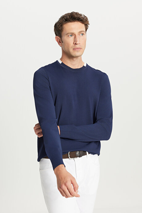 Yumuşak Dokulu Standart Fit Normal Kesim Bisiklet Yaka Triko Lacivert Kazak resmi