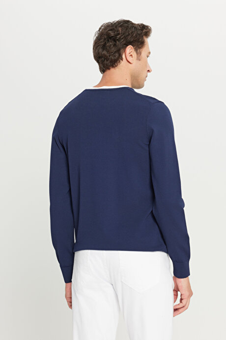 Yumuşak Dokulu Standart Fit Normal Kesim Bisiklet Yaka Triko Lacivert Kazak resmi