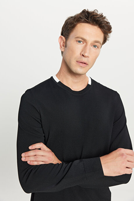 Yumuşak Dokulu Standart Fit Normal Kesim Bisiklet Yaka Triko Siyah Kazak resmi