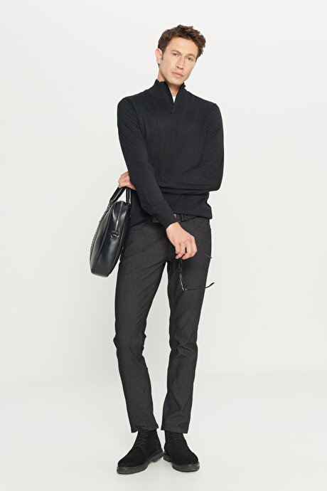 Yünlü Standart Fit Normal Kesim Bato Yaka Triko Siyah Kazak resmi