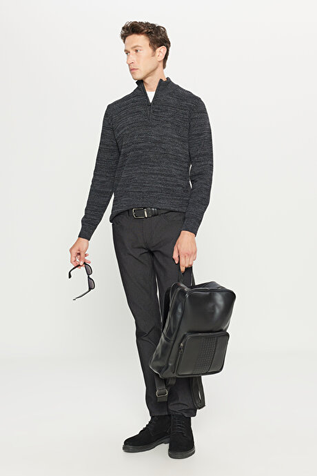 Pamuklu Standart Fit Normal Kesim Bato Yaka Jakarlı Triko Antrasit-Melanj Kazak resmi