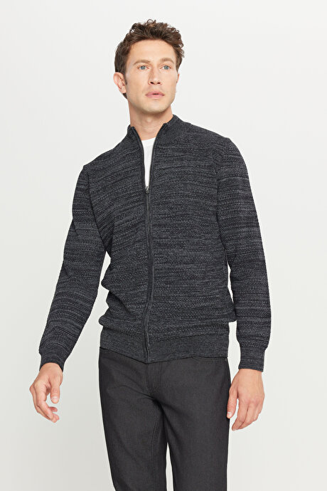 Pamuklu Standart Fit Normal Kesim Dik Yaka Jakarlı Triko Antrasit-Melanj Triko Hırka resmi