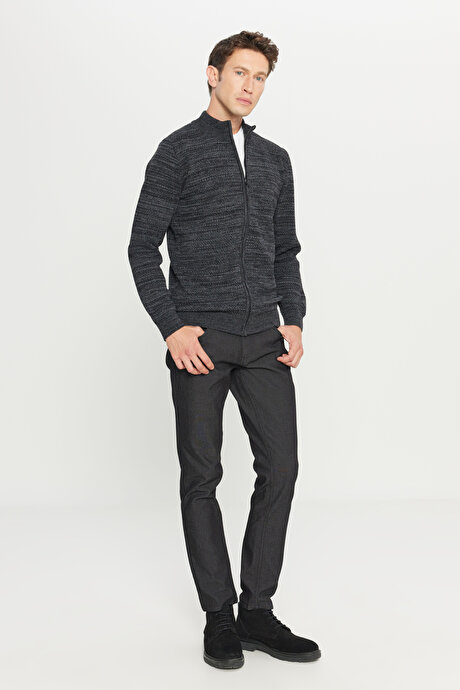 Pamuklu Standart Fit Normal Kesim Dik Yaka Jakarlı Triko Antrasit-Melanj Triko Hırka resmi