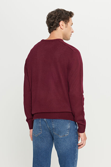 Standart Fit Normal Kesim Bisiklet Yaka Jakarlı Triko Bordo-Lacivert Kazak resmi