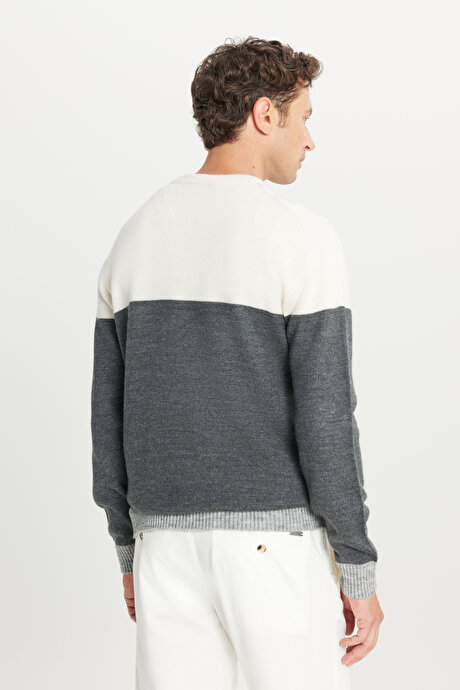 Standart Fit Normal Kesim Bisiklet Yaka Triko Antrasit-Ekru Kazak resmi