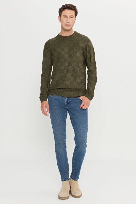 Standart Fit Normal Kesim Bisiklet Yaka Jakarlı Triko Haki Kazak resmi