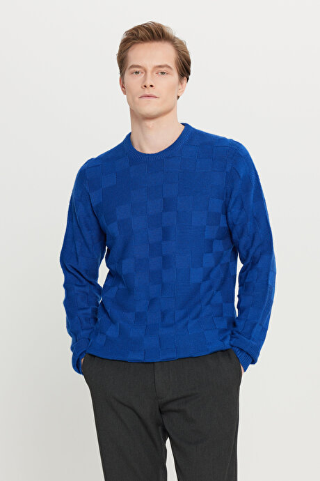 Standart Fit Normal Kesim Bisiklet Yaka Jakarlı Triko Saks Kazak resmi