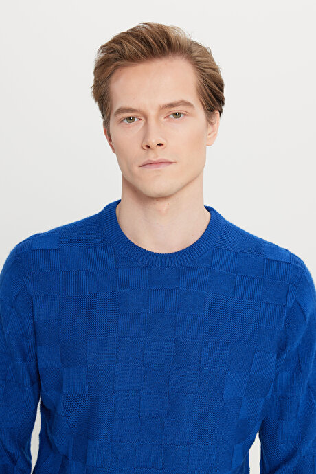 Standart Fit Normal Kesim Bisiklet Yaka Jakarlı Triko Saks Kazak resmi