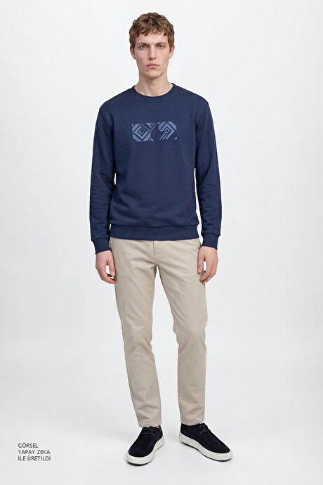 Pamuklu Standart Fit Normal Kesim Bisiklet Yaka Lacivert Sweatshirt resmi