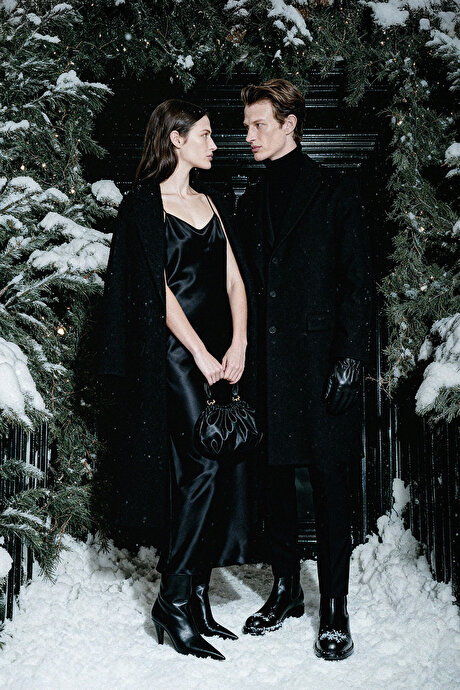 Yünlü Yan Cepli Kaşe Mono Yaka Standart Fit Normal Kesim Siyah Palto resmi