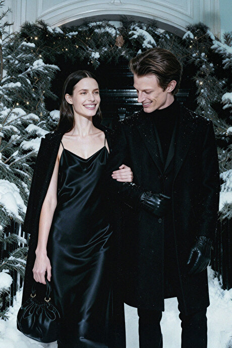 Yünlü Yan Cepli Kaşe Mono Yaka Standart Fit Normal Kesim Siyah Palto resmi