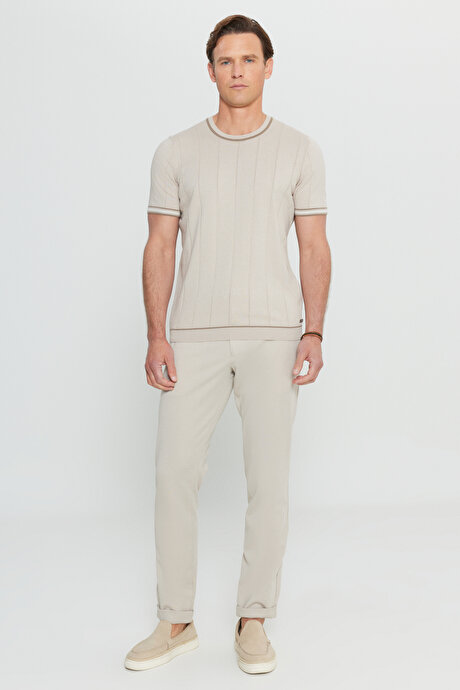 %100 Pamuk Standart Fit Normal Kesim Bisiklet Yaka Triko Bej Tişört resmi