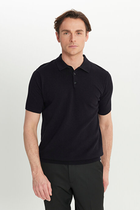 %100 Pamuk Standart Fit Normal Kesim Polo Yaka Jakarlı Triko Siyah Tişört resmi