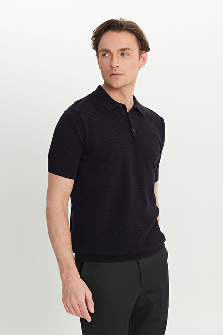 %100 Pamuk Standart Fit Normal Kesim Polo Yaka Jakarlı Triko Siyah Tişört resmi