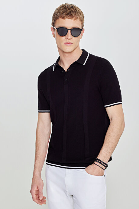 %100 Pamuk Standart Fit Normal Kesim Jakarlı Triko Polo Yaka Siyah Tişört resmi