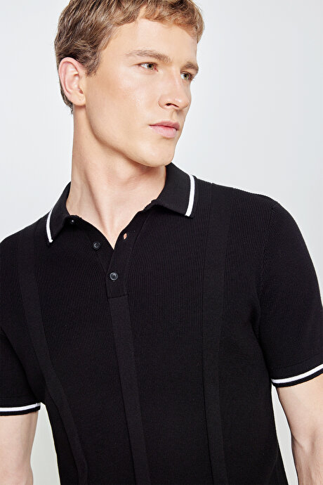 %100 Pamuk Standart Fit Normal Kesim Jakarlı Triko Polo Yaka Siyah Tişört resmi