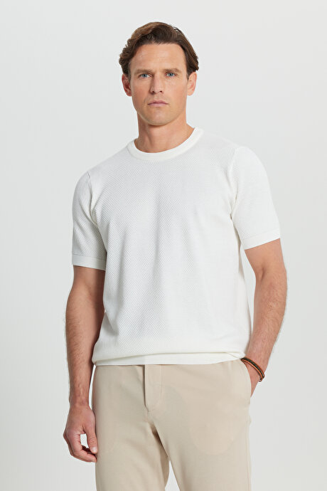 %100 Pamuk Standart Fit Normal Kesim Bisiklet Yaka Triko Ekru Tişört resmi