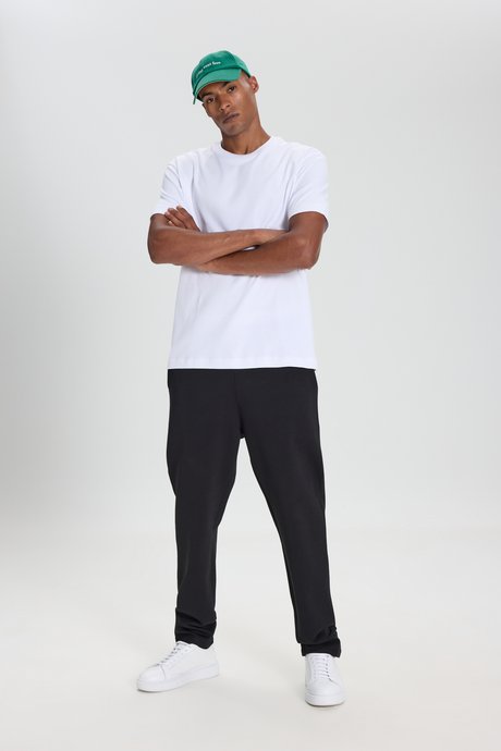 %100 Pamuk Modern Fit Bisiklet Yaka Basic Beyaz Tişört resmi