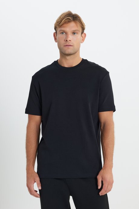%100 Pamuk Modern Fit Bisiklet Yaka Basic Siyah Tişört resmi