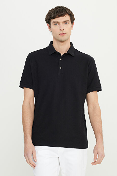%100 Pamuk Comfort Fit Rahat Kesim Polo Yaka Jakarlı Siyah Tişört resmi